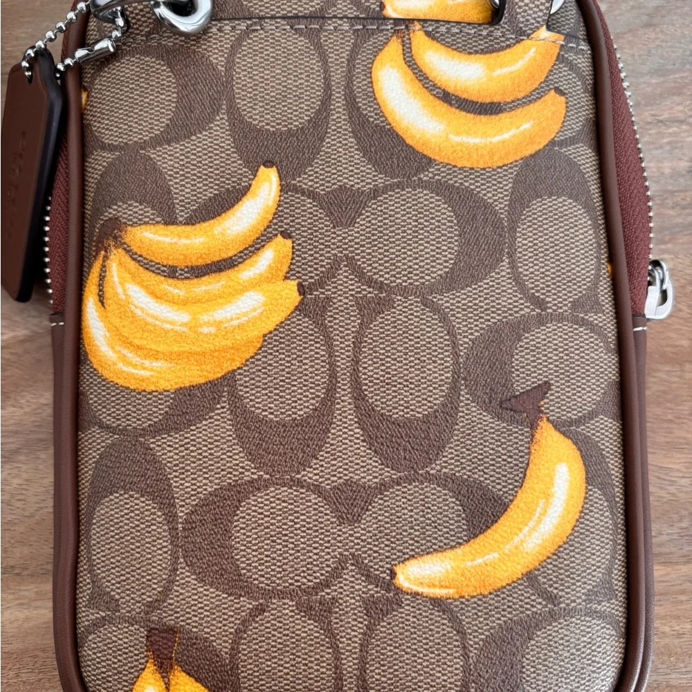 Coach Banana Aden crossbody - Picture 5 of 9